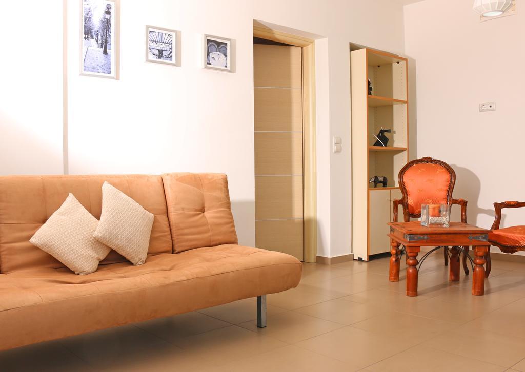 Villa Almyra Gournes Gouvon Room photo